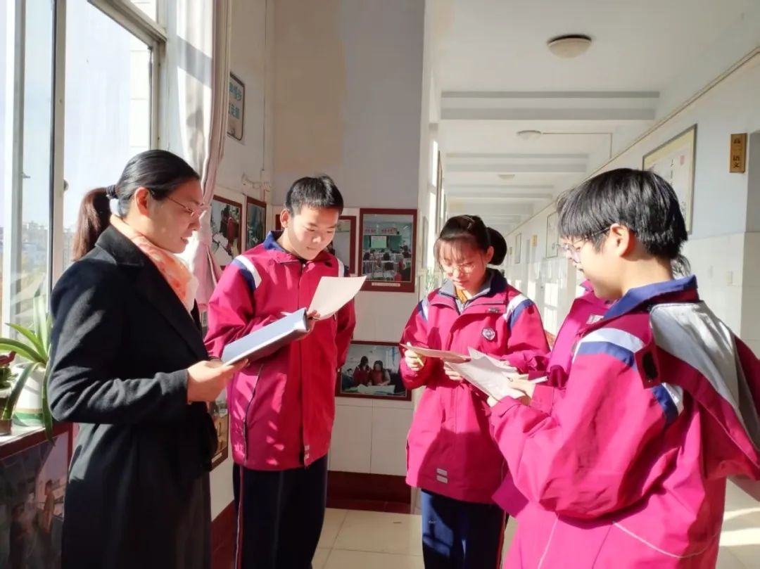 【师道风华】高级教师风采展第二十二期  | 赵秀云——秀墨泼江海 云帆济文心